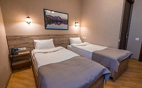 Hotel Imperial House